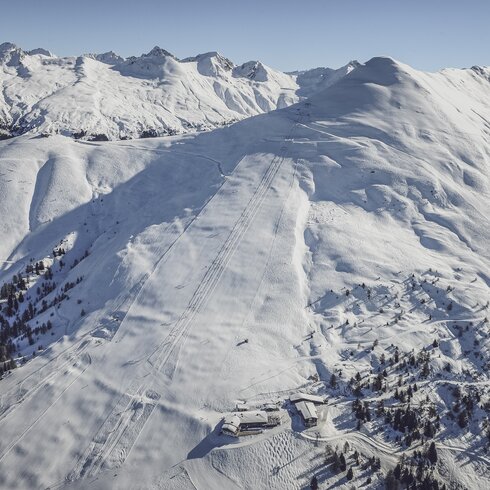 Drohnenaufnahme des Skigebiet Rinerhorn. | © Davos Klosters Mountains
